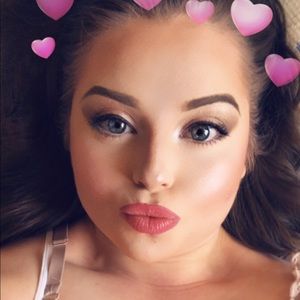 Meet your Posher, Kimberly